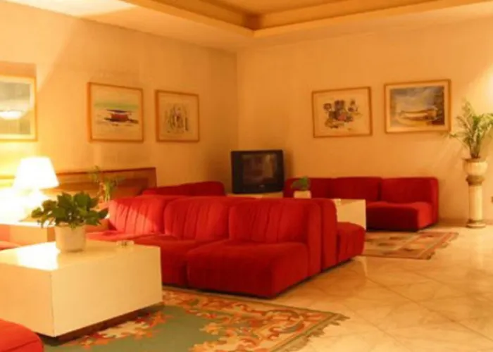 Edera Hotel 3*